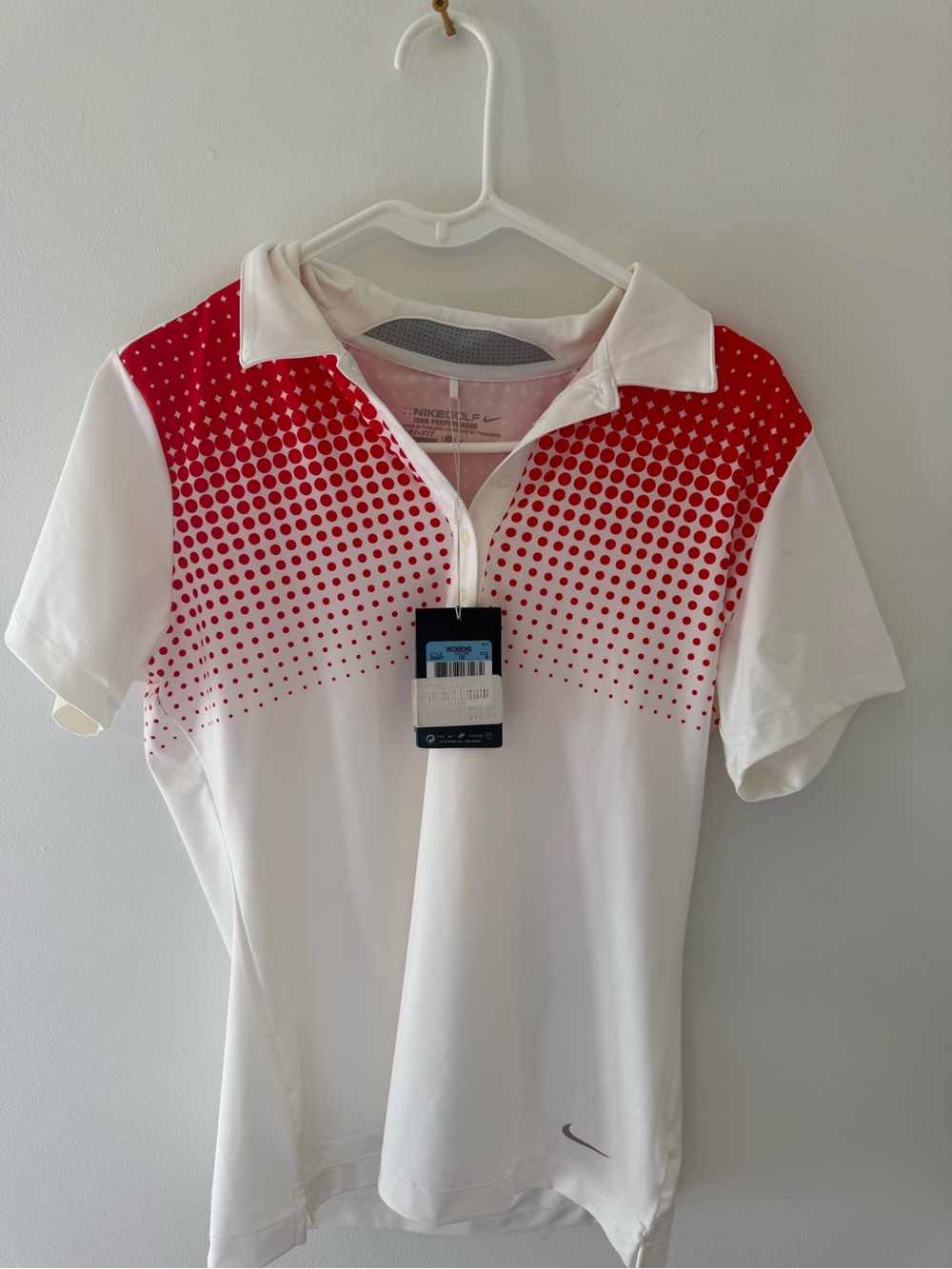 NWT Womens Nike Golf White Polo Shirt with Red Gradient Dot Print